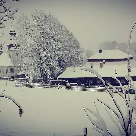 Affittacamere U Kostela Dolni Misecky