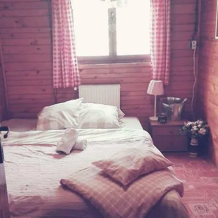 U Kostela * Dolni Misecky