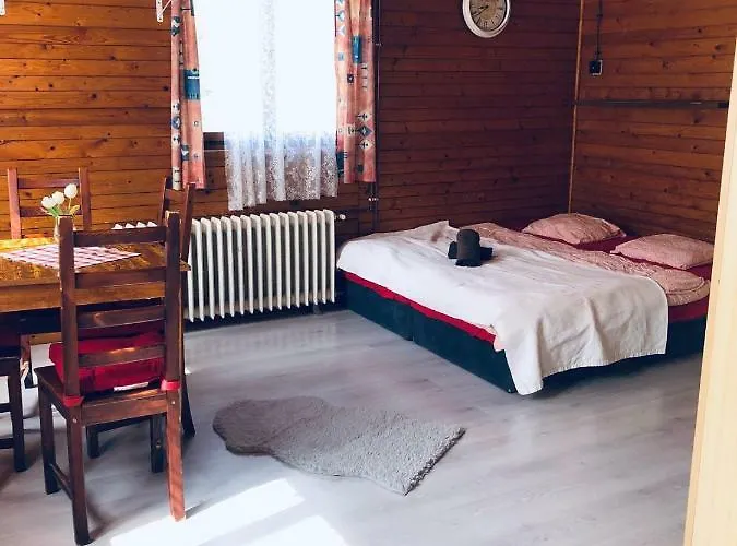 U Kostela * Dolni Misecky